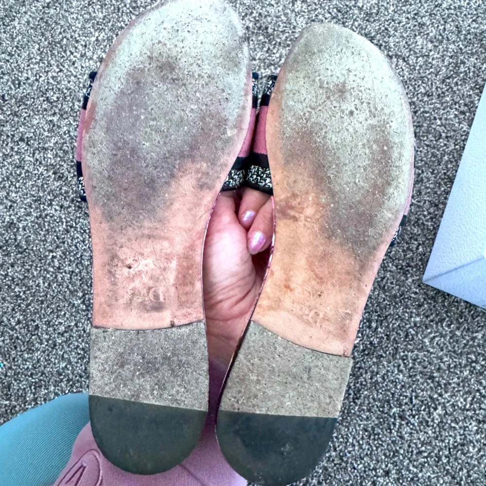 EUC🌸CHRISTIAN DIOR💐SOLDOUT LOGO SLIDES - Picture 4 of 11